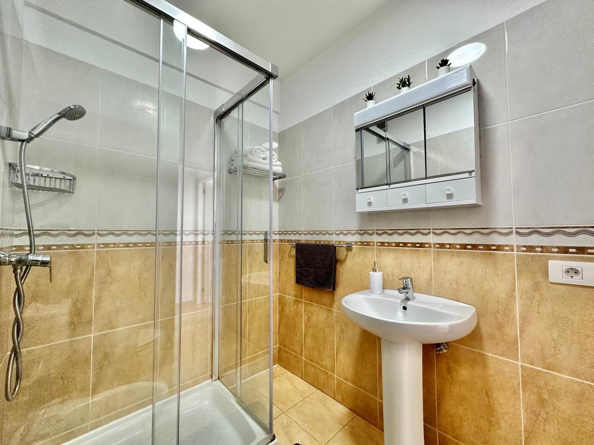 Sunbeach Apartment Arona  Luaran gambar