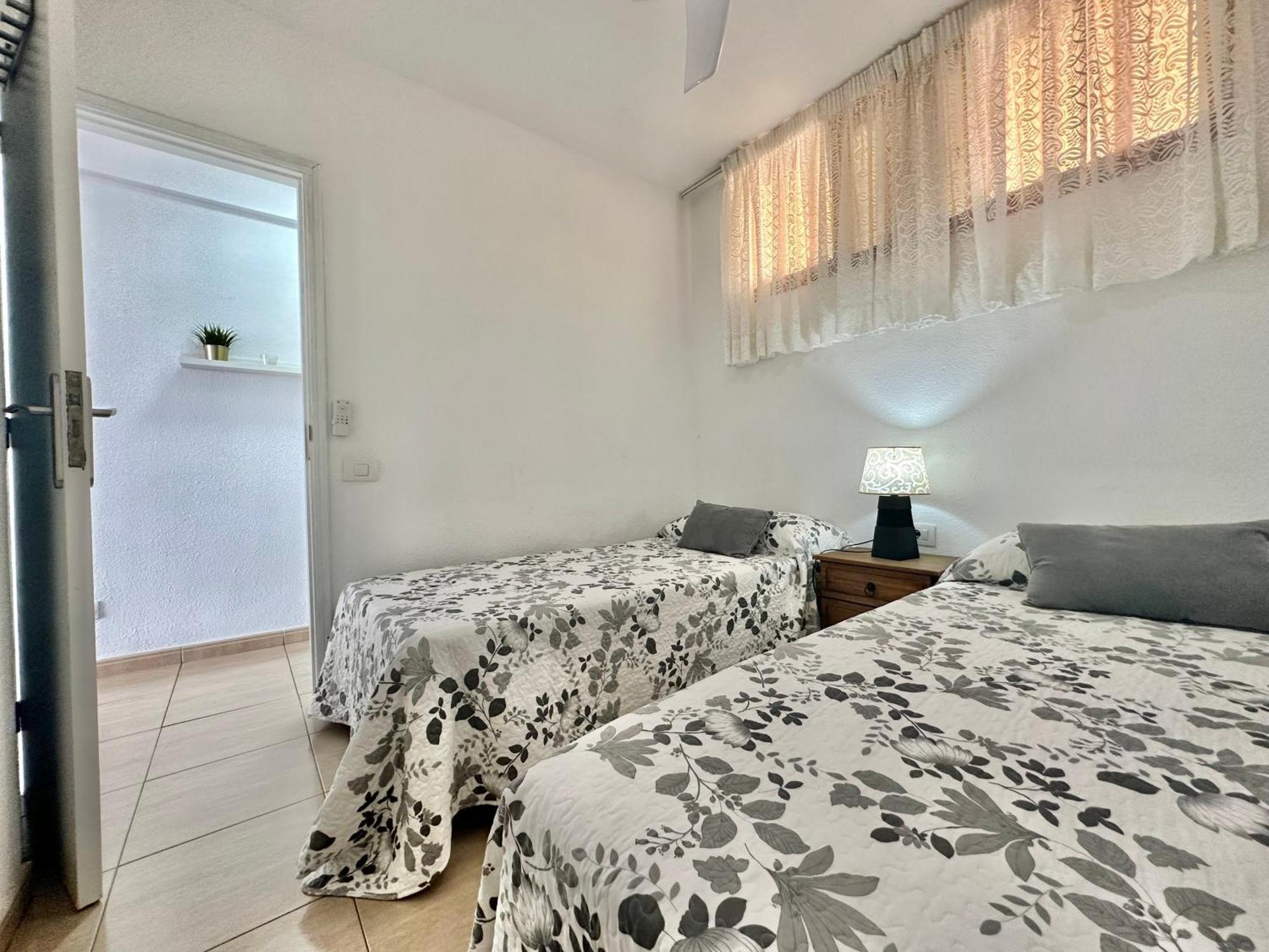 Sunbeach Apartment Arona  Luaran gambar